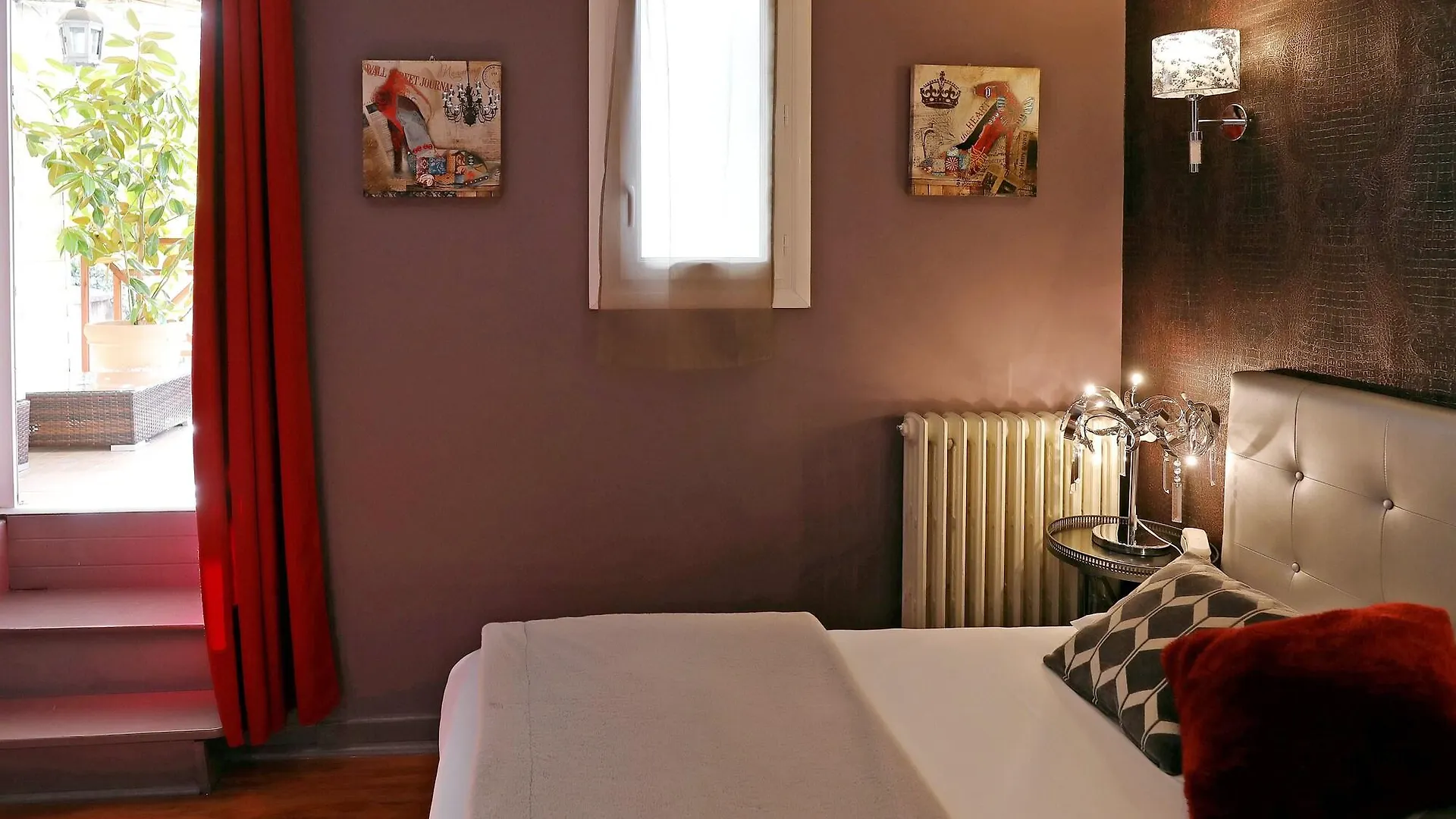 Hotel Les Pasteliers Albi 2*,