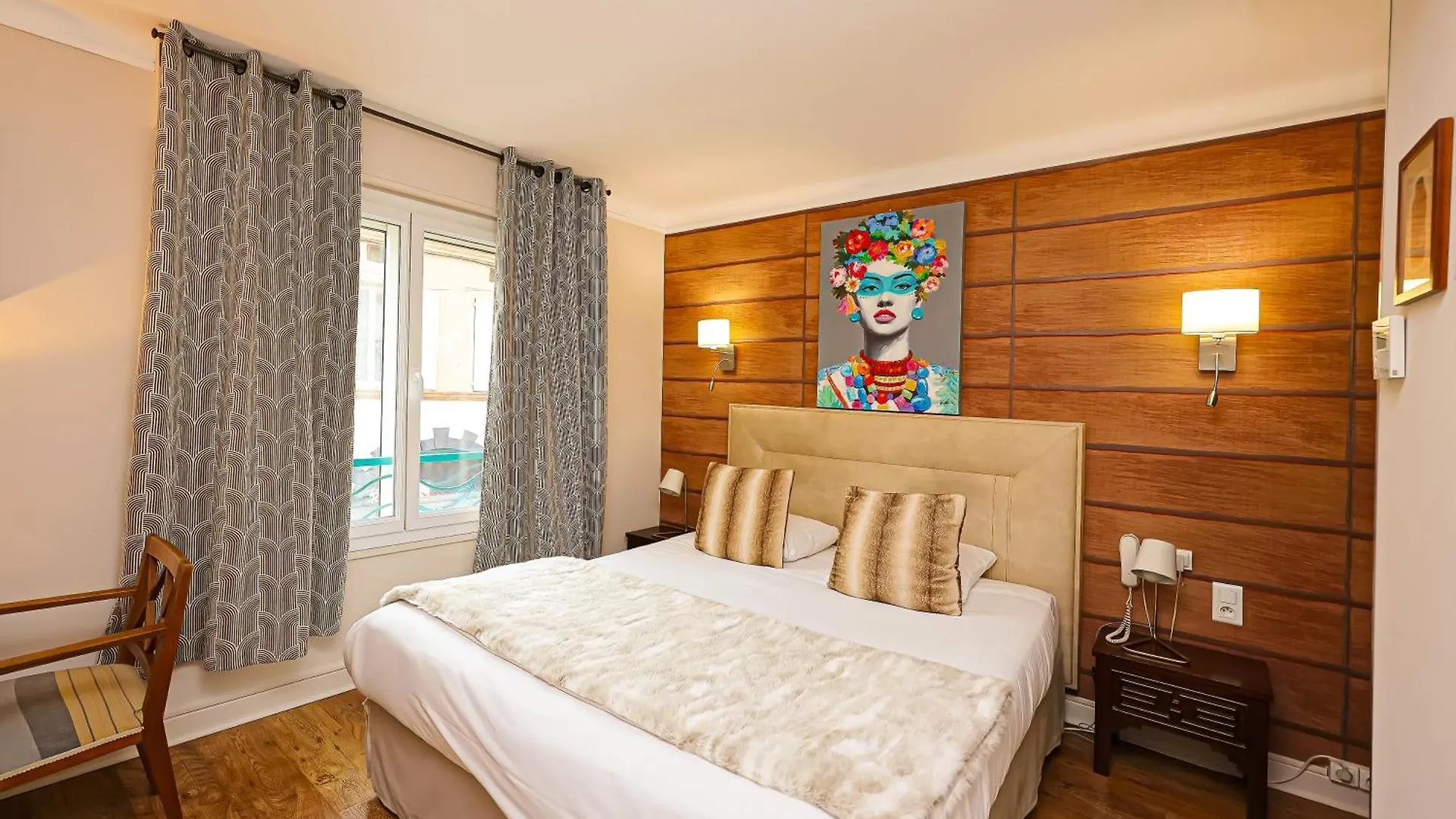 Hotel Les Pasteliers Albi 2*,  France