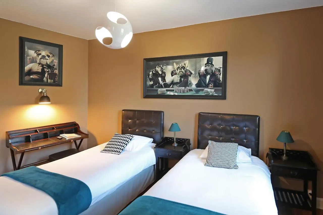 Hotel Les Pasteliers Albi 2*,  France